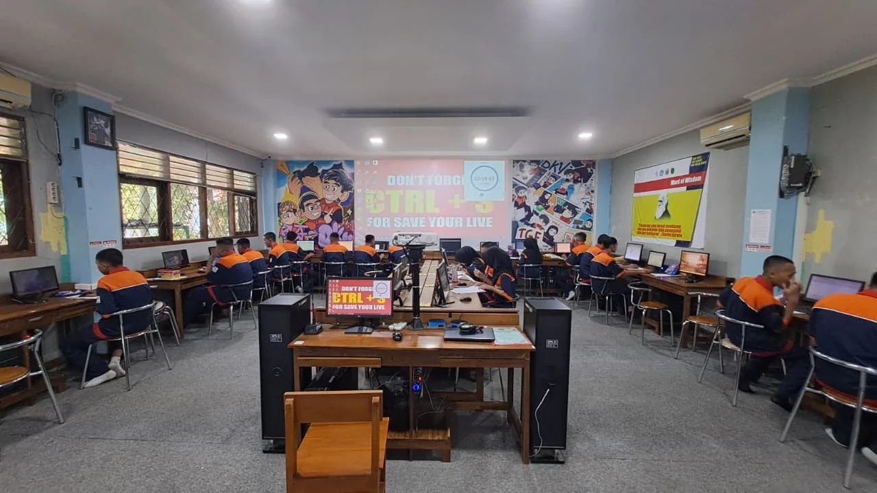 DESAIN KOMUNIKASI VISUAL